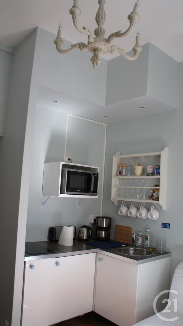 maison à vendre - 8 pièces - 100.0 m2 - AVIGNON - 84 - PROVENCE-ALPES-COTE-D-AZUR - Century 21 Cité Des Papes