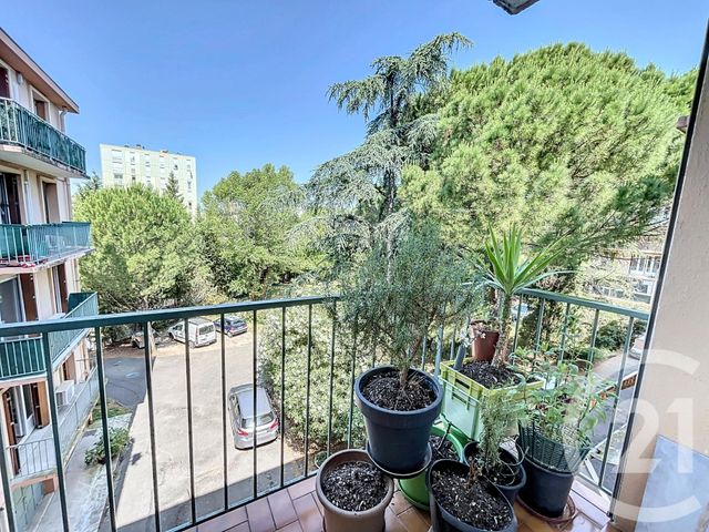 Afficher la photo en grand Appartement F4 à vendre - 4 pièces - 79.86 m2 - AVIGNON - 84 - PROVENCE-ALPES-COTE-D-AZUR - Century 21 Cité Des Papes