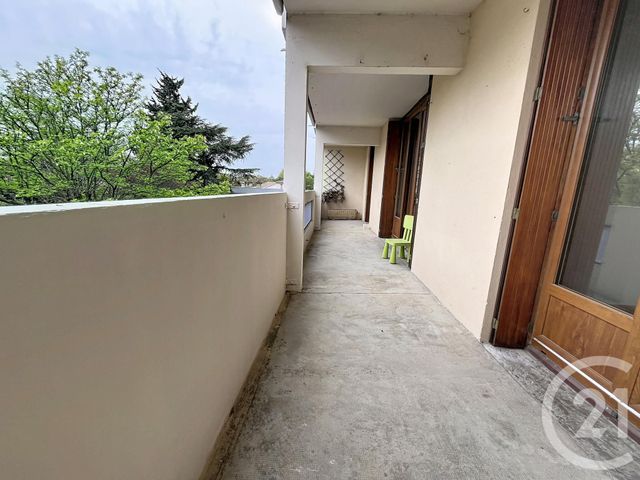 Appartement T4 à vendre - 4 pièces - 80.57 m2 - AVIGNON - 84 - PROVENCE-ALPES-COTE-D-AZUR - Century 21 Cité Des Papes