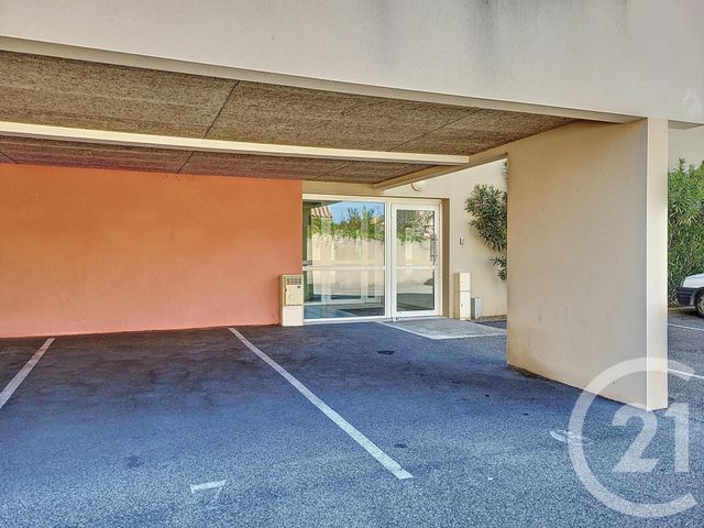 Appartement F3 à vendre - 3 pièces - 56.56 m2 - AVIGNON - 84 - PROVENCE-ALPES-COTE-D-AZUR - Century 21 Cité Des Papes