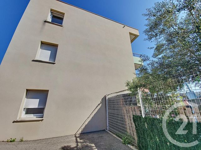 Appartement F3 à vendre - 3 pièces - 56.56 m2 - AVIGNON - 84 - PROVENCE-ALPES-COTE-D-AZUR - Century 21 Cité Des Papes