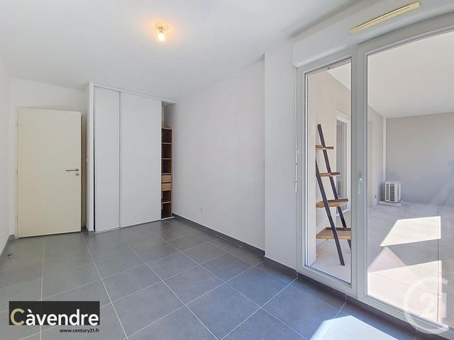 Appartement F3 à vendre - 3 pièces - 77.0 m2 - AVIGNON - 84 - PROVENCE-ALPES-COTE-D-AZUR - Century 21 Cité Des Papes