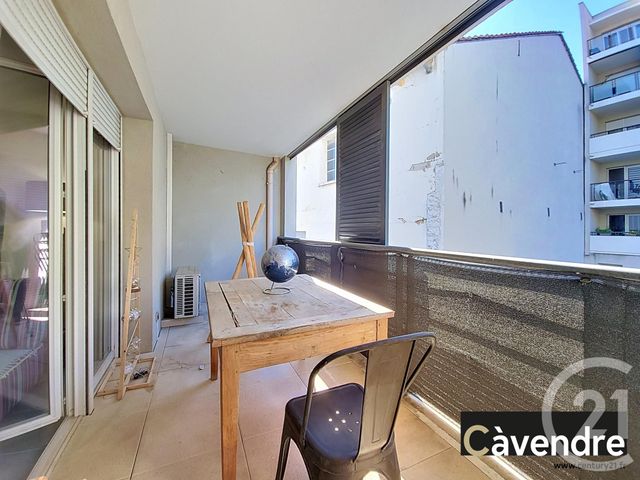 Appartement F3 à vendre - 3 pièces - 77.0 m2 - AVIGNON - 84 - PROVENCE-ALPES-COTE-D-AZUR - Century 21 Cité Des Papes
