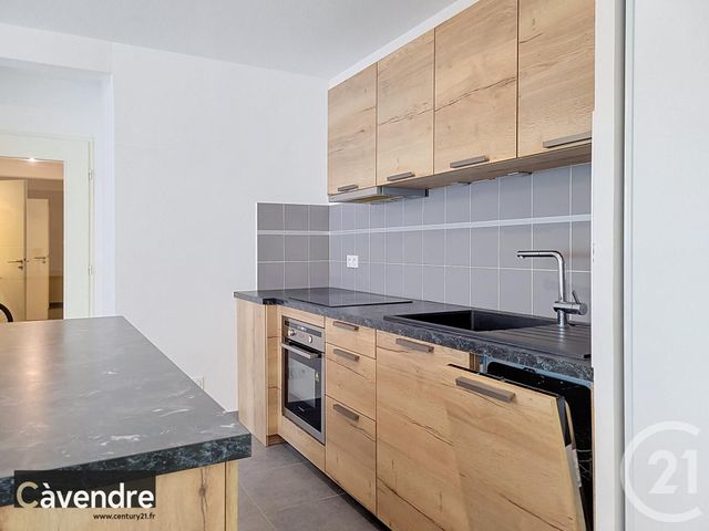 Appartement F3 à vendre - 3 pièces - 77.0 m2 - AVIGNON - 84 - PROVENCE-ALPES-COTE-D-AZUR - Century 21 Cité Des Papes