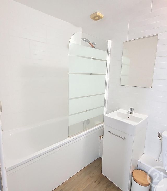 Appartement F1 bis à vendre - 2 pièces - 35.03 m2 - AVIGNON - 84 - PROVENCE-ALPES-COTE-D-AZUR - Century 21 Cité Des Papes