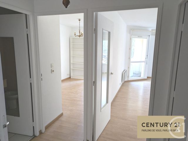 Afficher la photo en grand Appartement T2 à vendre - 2 pièces - 43.0 m2 - AVIGNON - 84 - PROVENCE-ALPES-COTE-D-AZUR - Century 21 Cité Des Papes