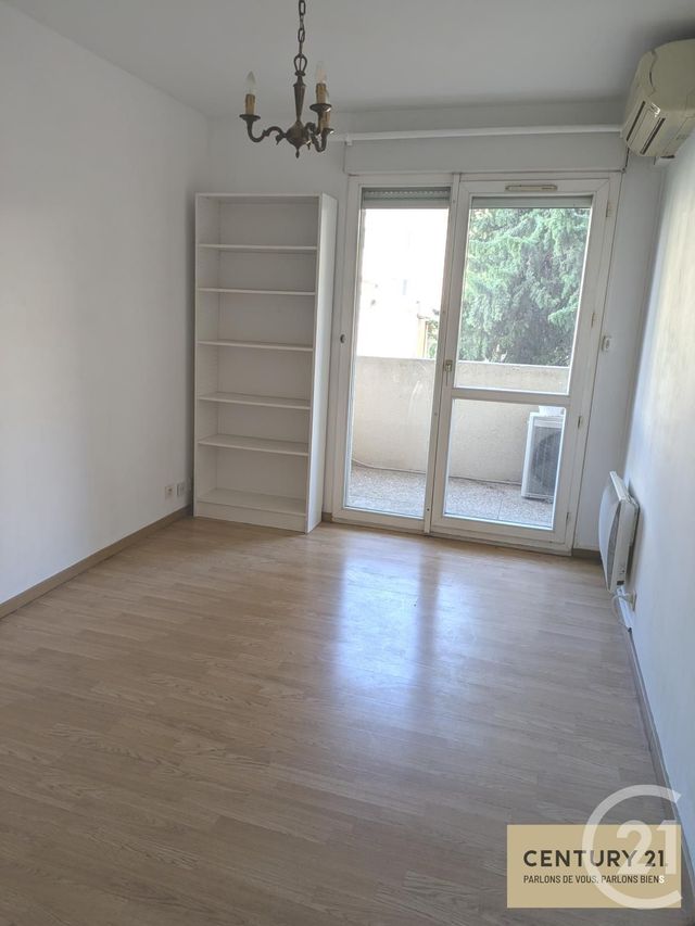 Afficher la photo en grand Appartement T2 à vendre - 2 pièces - 43.0 m2 - AVIGNON - 84 - PROVENCE-ALPES-COTE-D-AZUR - Century 21 Cité Des Papes