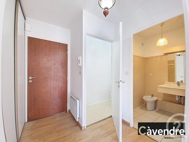 Appartement T2 à vendre - 2 pièces - 43.0 m2 - AVIGNON - 84 - PROVENCE-ALPES-COTE-D-AZUR - Century 21 Cité Des Papes