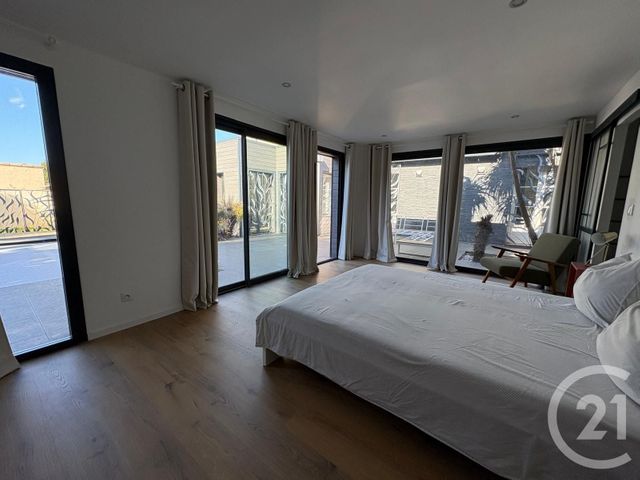 maison à vendre - 5 pièces - 195.0 m2 - SORGUES - 84 - PROVENCE-ALPES-COTE-D-AZUR - Century 21 Cité Des Papes