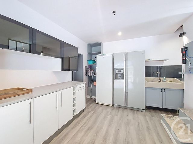 maison à vendre - 5 pièces - 195.0 m2 - SORGUES - 84 - PROVENCE-ALPES-COTE-D-AZUR - Century 21 Cité Des Papes