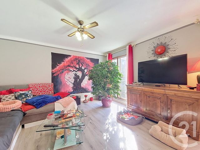 Appartement F4 à vendre - 4 pièces - 73.0 m2 - AVIGNON - 84 - PROVENCE-ALPES-COTE-D-AZUR - Century 21 Cité Des Papes