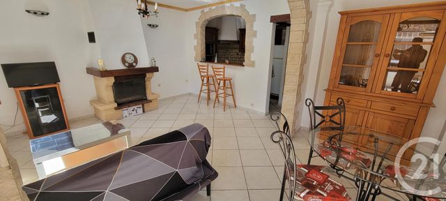 Appartement F3 à louer - 3 pièces - 54.1 m2 - ROQUEMAURE - 30 - LANGUEDOC-ROUSSILLON - Century 21 Cité Des Papes