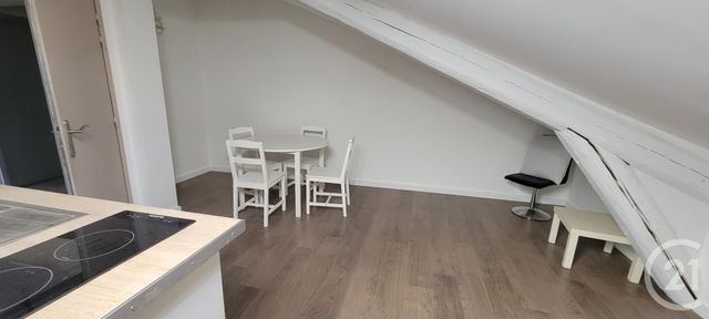 Appartement Studio à louer - 1 pièce - 16.0 m2 - AVIGNON - 84 - PROVENCE-ALPES-COTE-D-AZUR - Century 21 Cité Des Papes