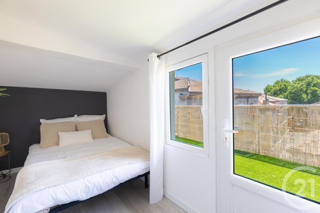 Appartement Duplex à vendre - 2 pièces - 27.49 m2 - AVIGNON - 84 - PROVENCE-ALPES-COTE-D-AZUR - Century 21 Cité Des Papes