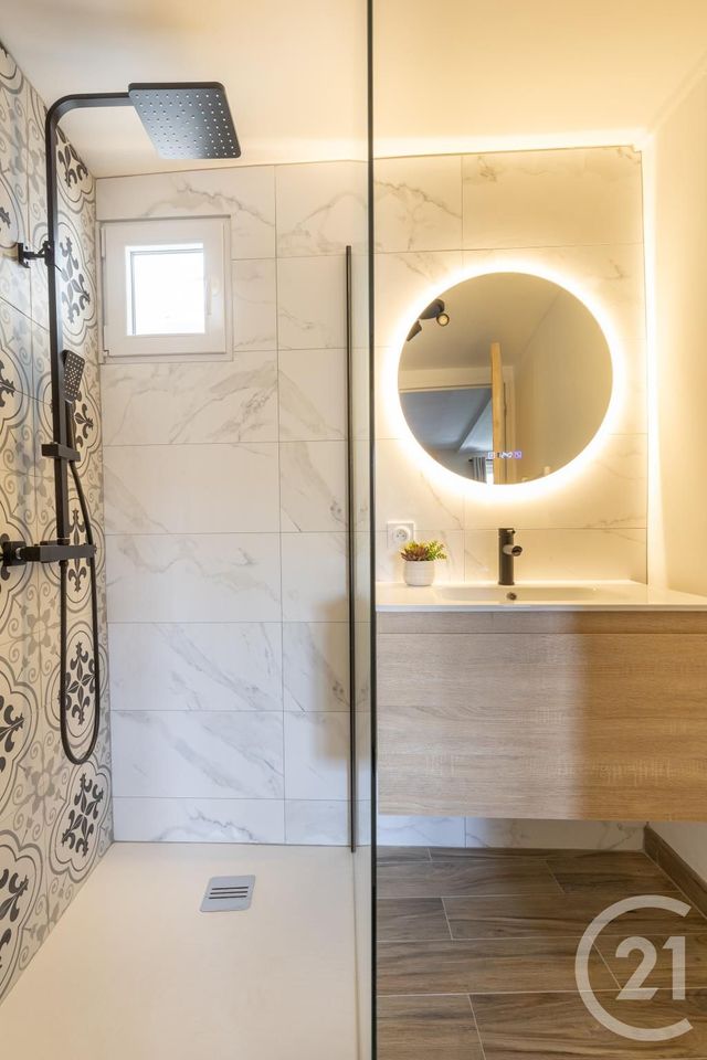 Appartement Duplex à vendre - 2 pièces - 27.49 m2 - AVIGNON - 84 - PROVENCE-ALPES-COTE-D-AZUR - Century 21 Cité Des Papes