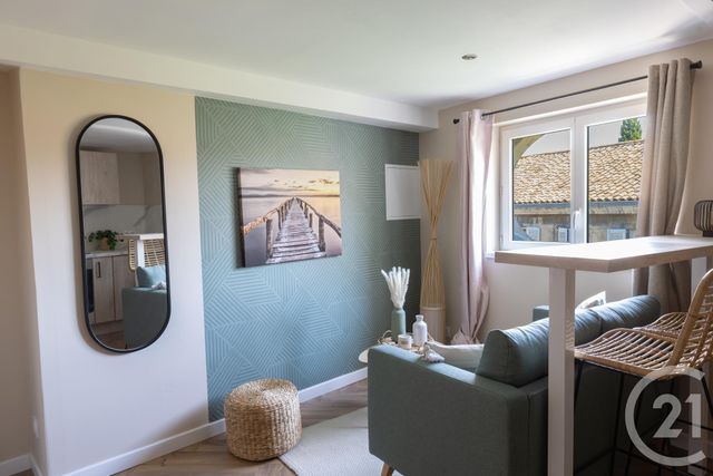 Appartement Duplex à vendre - 2 pièces - 27.49 m2 - AVIGNON - 84 - PROVENCE-ALPES-COTE-D-AZUR - Century 21 Cité Des Papes
