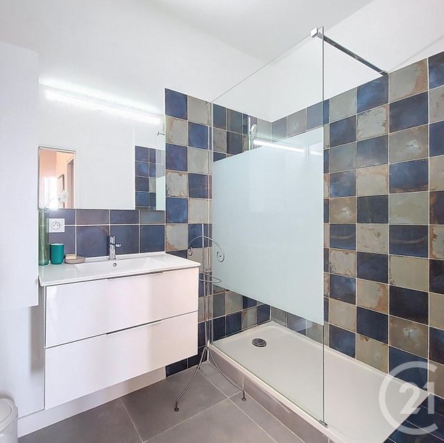 Appartement T3 à vendre - 3 pièces - 70.8 m2 - AVIGNON - 84 - PROVENCE-ALPES-COTE-D-AZUR - Century 21 Cité Des Papes