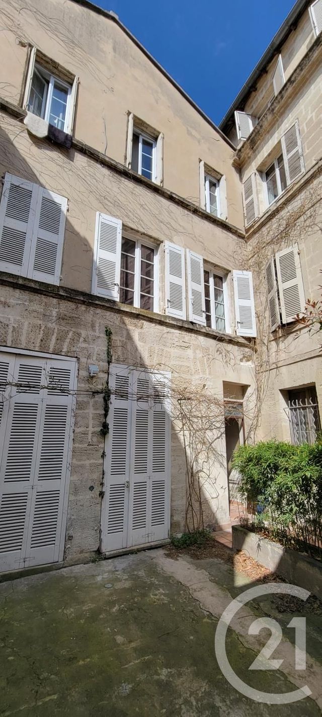 Appartement T3 à vendre - 3 pièces - 70.8 m2 - AVIGNON - 84 - PROVENCE-ALPES-COTE-D-AZUR - Century 21 Cité Des Papes