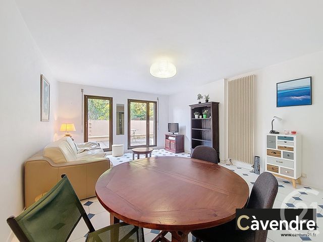 Appartement T3 à vendre - 3 pièces - 72.2 m2 - AVIGNON - 84 - PROVENCE-ALPES-COTE-D-AZUR - Century 21 Cité Des Papes
