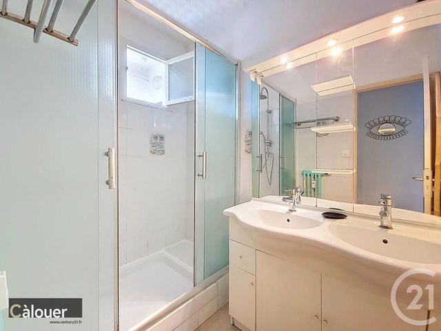 Appartement F3 à louer - 3 pièces - 55.2 m2 - AVIGNON - 84 - PROVENCE-ALPES-COTE-D-AZUR - Century 21 Cité Des Papes