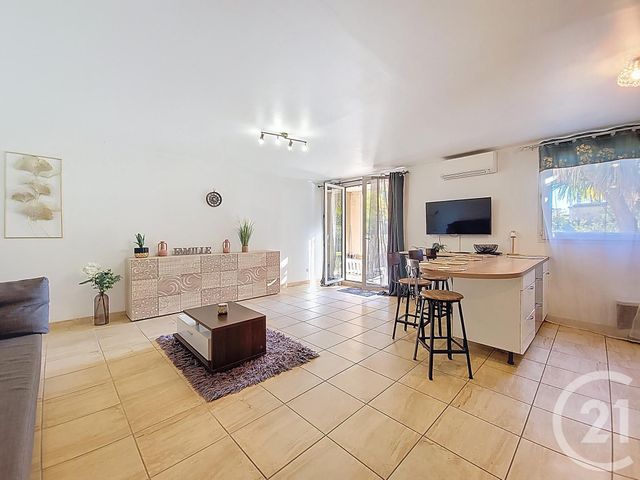 Appartement F3 à vendre - 3 pièces - 67.17 m2 - AVIGNON - 84 - PROVENCE-ALPES-COTE-D-AZUR - Century 21 Cité Des Papes