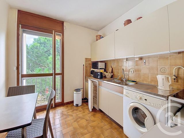 Appartement F3 à vendre - 3 pièces - 78.38 m2 - AVIGNON - 84 - PROVENCE-ALPES-COTE-D-AZUR - Century 21 Cité Des Papes