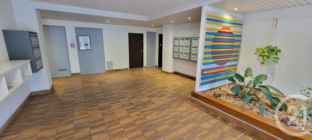 Appartement F3 à vendre - 3 pièces - 78.38 m2 - AVIGNON - 84 - PROVENCE-ALPES-COTE-D-AZUR - Century 21 Cité Des Papes