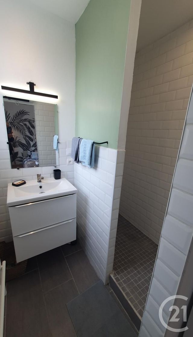 Appartement F2 à vendre - 2 pièces - 50.74 m2 - AVIGNON - 84 - PROVENCE-ALPES-COTE-D-AZUR - Century 21 Cité Des Papes