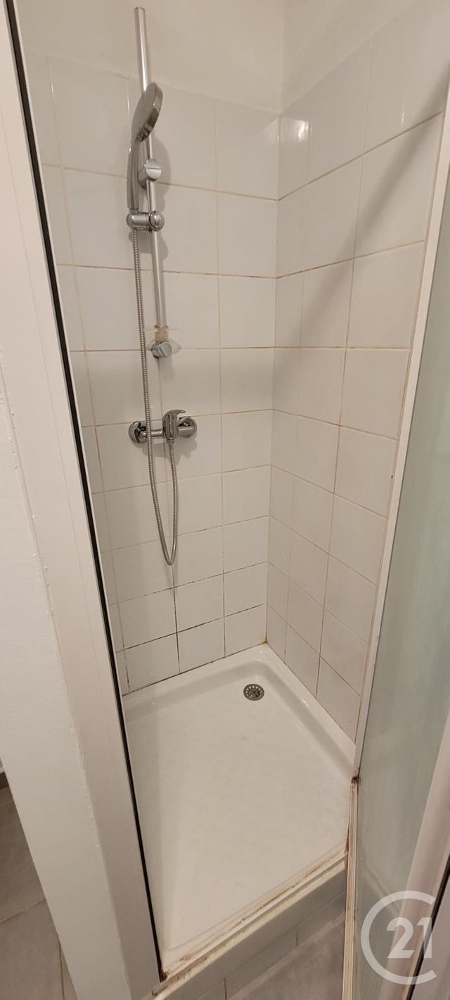 Appartement Studio à louer - 1 pièce - 16.0 m2 - AVIGNON - 84 - PROVENCE-ALPES-COTE-D-AZUR - Century 21 Cité Des Papes