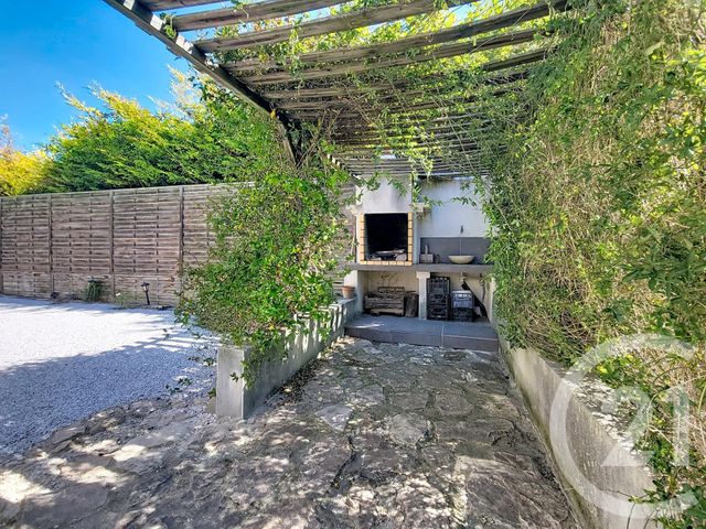 maison à vendre - 6 pièces - 132.0 m2 - SORGUES - 84 - PROVENCE-ALPES-COTE-D-AZUR - Century 21 Cité Des Papes