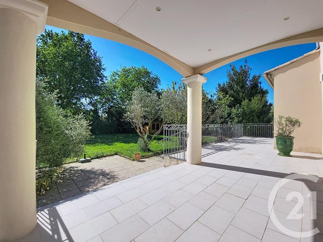 maison à vendre - 6 pièces - 132.0 m2 - SORGUES - 84 - PROVENCE-ALPES-COTE-D-AZUR - Century 21 Cité Des Papes
