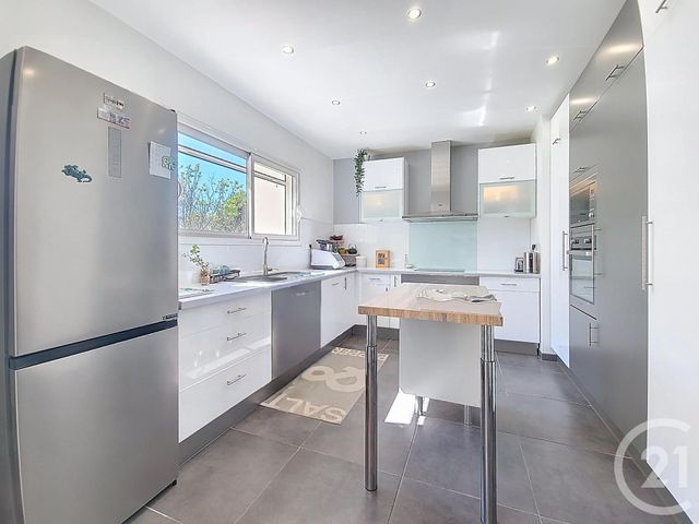 maison à vendre - 6 pièces - 132.0 m2 - SORGUES - 84 - PROVENCE-ALPES-COTE-D-AZUR - Century 21 Cité Des Papes