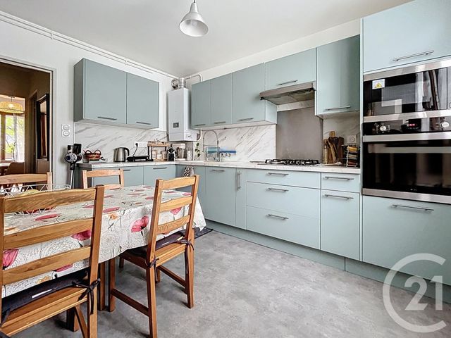 Appartement F5 à vendre - 5 pièces - 100.0 m2 - AVIGNON - 84 - PROVENCE-ALPES-COTE-D-AZUR - Century 21 Cité Des Papes