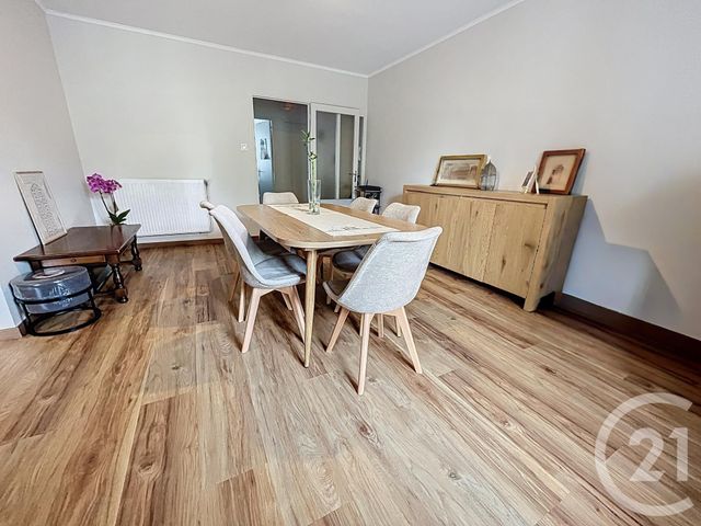 Appartement F5 à vendre - 5 pièces - 100.0 m2 - AVIGNON - 84 - PROVENCE-ALPES-COTE-D-AZUR - Century 21 Cité Des Papes