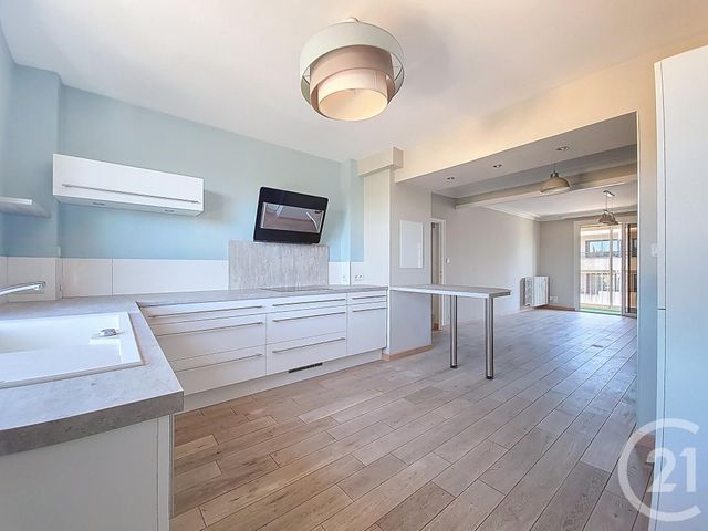 Appartement T4 à vendre - 4 pièces - 90.96 m2 - VILLENEUVE LES AVIGNON - 30 - LANGUEDOC-ROUSSILLON - Century 21 Cité Des Papes