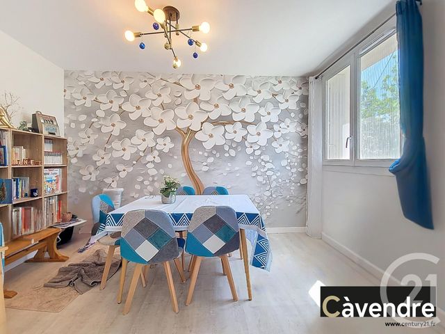 Appartement F5 à vendre - 5 pièces - 89.6 m2 - VEDENE - 84 - PROVENCE-ALPES-COTE-D-AZUR - Century 21 Cité Des Papes