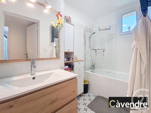 Appartement F5 à vendre - 5 pièces - 89.6 m2 - VEDENE - 84 - PROVENCE-ALPES-COTE-D-AZUR - Century 21 Cité Des Papes