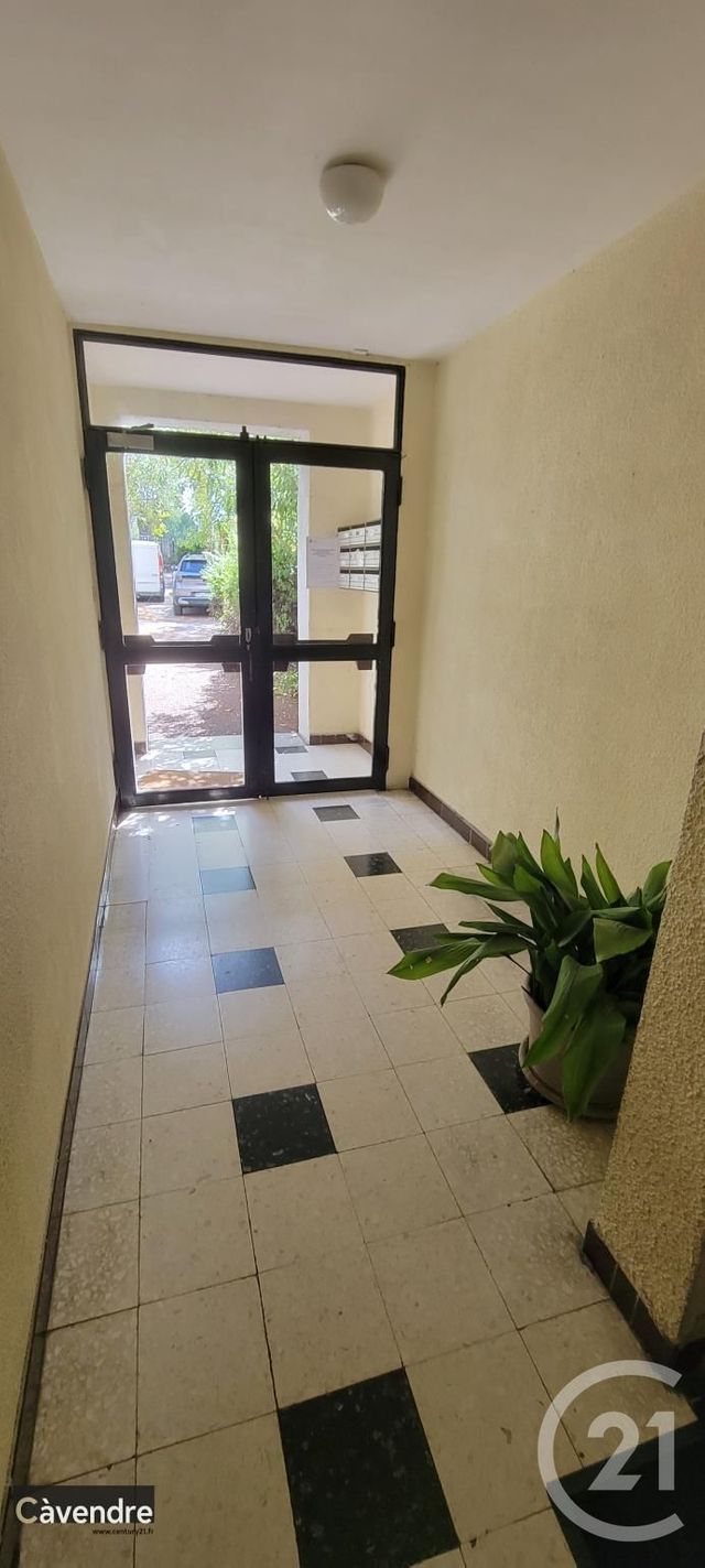 Appartement F4 à vendre - 4 pièces - 71.77 m2 - AVIGNON - 84 - PROVENCE-ALPES-COTE-D-AZUR - Century 21 Cité Des Papes