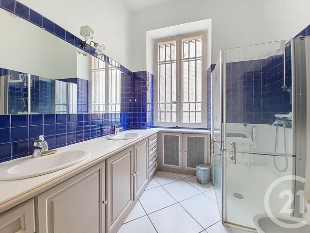 Appartement F4 à vendre - 4 pièces - 130.91 m2 - AVIGNON - 84 - PROVENCE-ALPES-COTE-D-AZUR - Century 21 Cité Des Papes