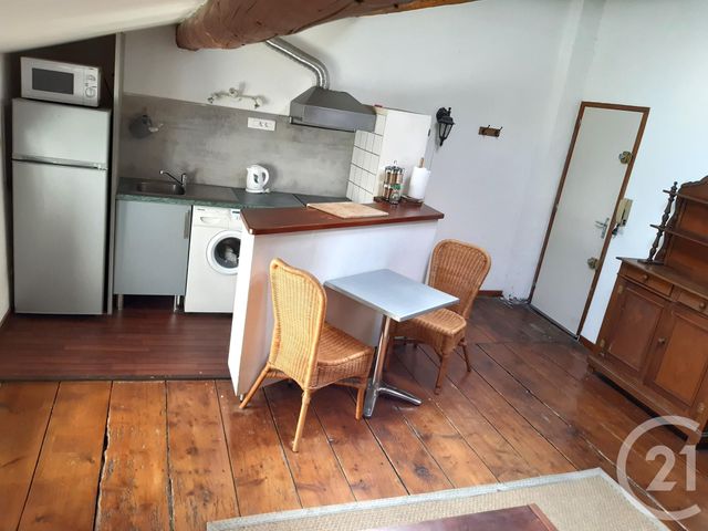 Appartement F2 bis à louer - 3 pièces - 45.0 m2 - AVIGNON - 84 - PROVENCE-ALPES-COTE-D-AZUR - Century 21 Cité Des Papes