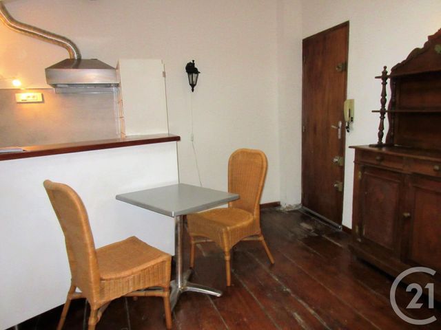 Appartement F2 bis à louer - 3 pièces - 45.0 m2 - AVIGNON - 84 - PROVENCE-ALPES-COTE-D-AZUR - Century 21 Cité Des Papes
