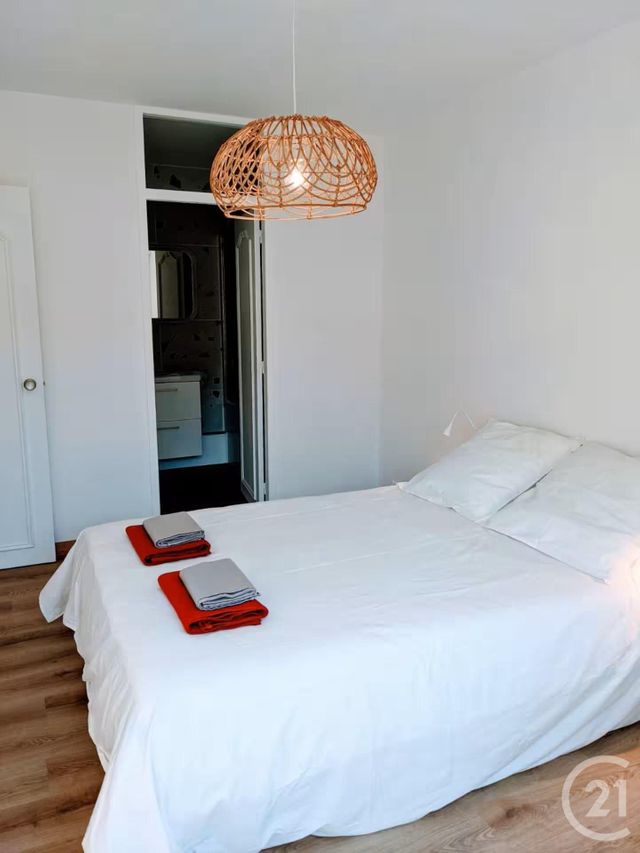 Appartement F2 à louer - 2 pièces - 40.0 m2 - AVIGNON - 84 - PROVENCE-ALPES-COTE-D-AZUR - Century 21 Cité Des Papes