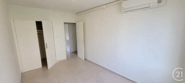 Appartement F3 à vendre - 3 pièces - 69.7 m2 - AVIGNON - 84 - PROVENCE-ALPES-COTE-D-AZUR - Century 21 Cité Des Papes