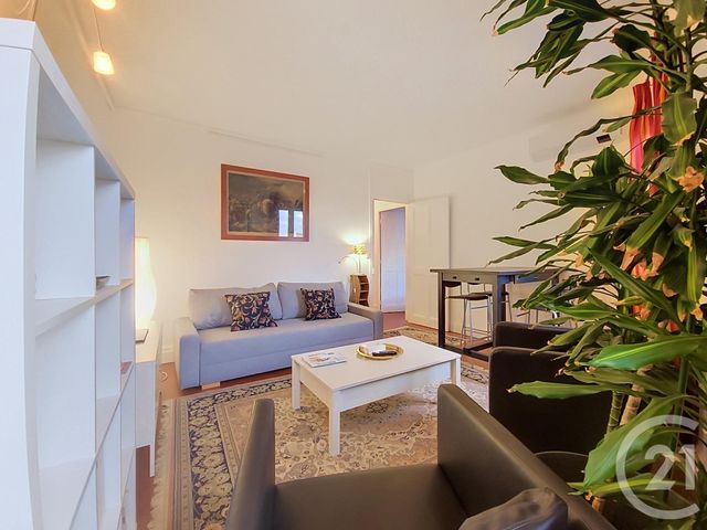 Appartement T3 à vendre - 3 pièces - 68.0 m2 - AVIGNON - 84 - PROVENCE-ALPES-COTE-D-AZUR - Century 21 Cité Des Papes